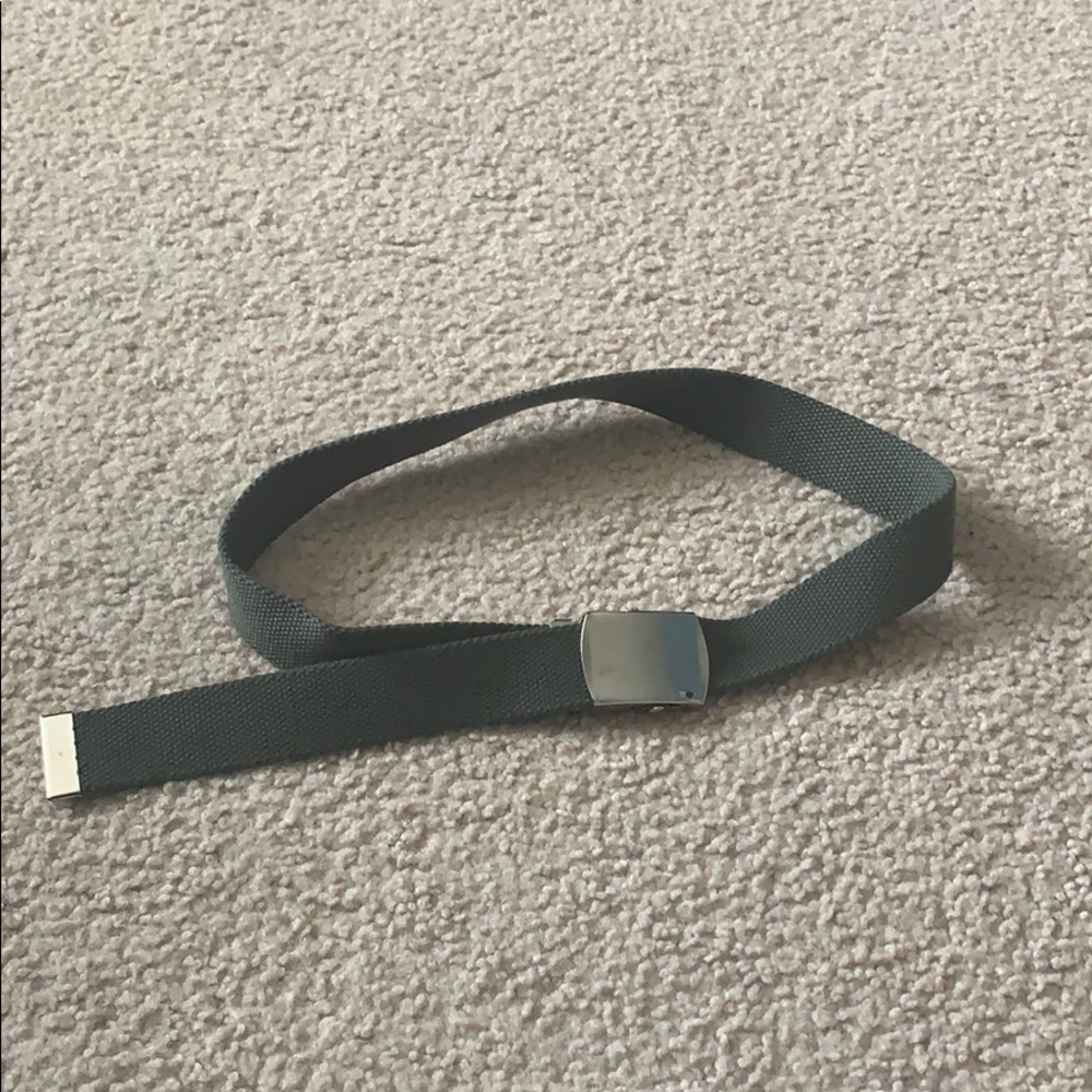 Brandy Melville Belts
